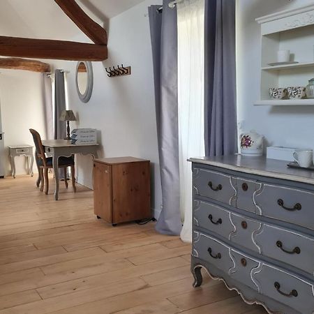Belle Suite Dans Corps De Ferme - Logement Alicia Villiers-sous-Grez Экстерьер фото
