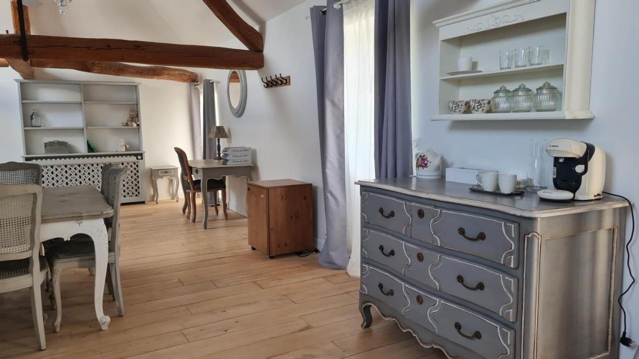 Belle Suite Dans Corps De Ferme - Logement Alicia Villiers-sous-Grez Экстерьер фото
